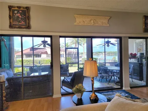 1 Casa Loma Way Lakeland FL 33813