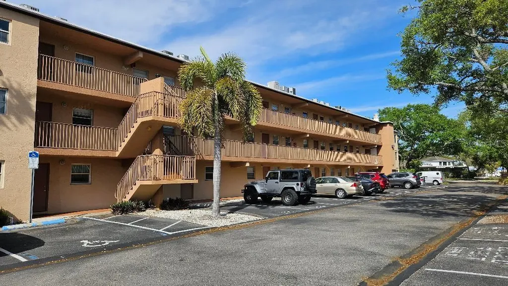 4600 98th Way N St Petersburg FL 33708