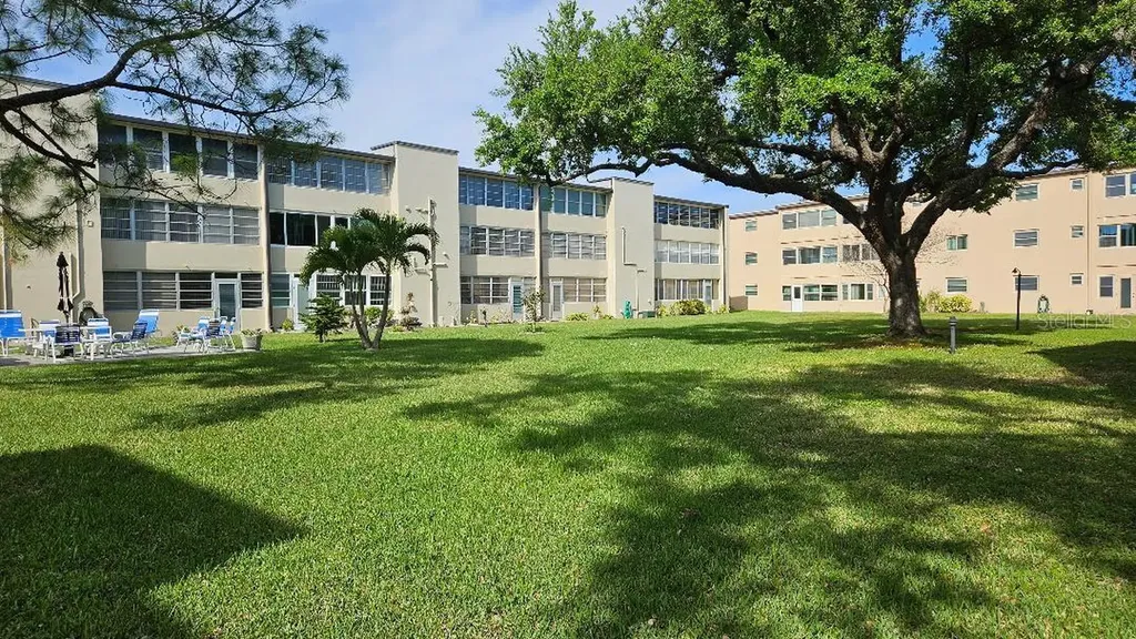 4600 98th Way N St Petersburg FL 33708