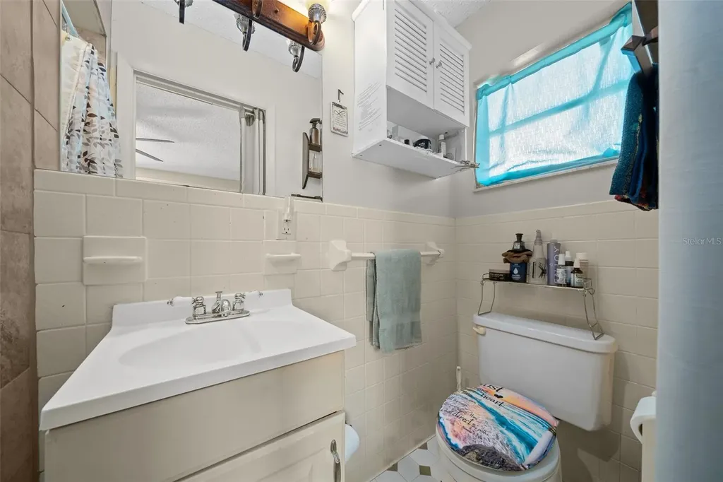 2004 NE 52nd Street Ocala FL 34479