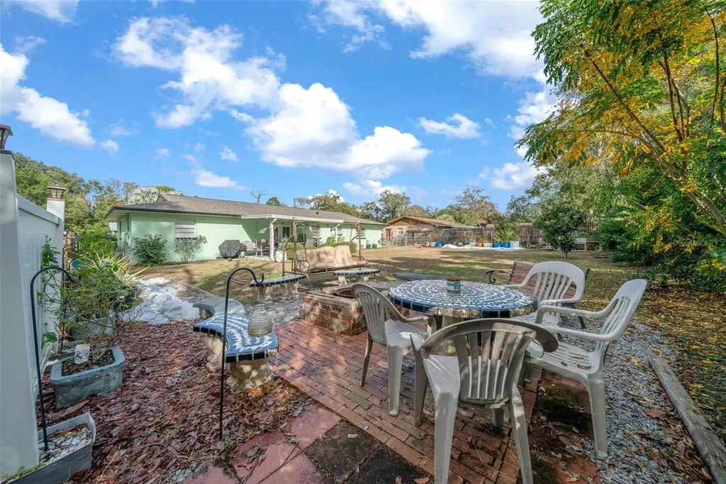 2004 NE 52nd Street Ocala FL 34479