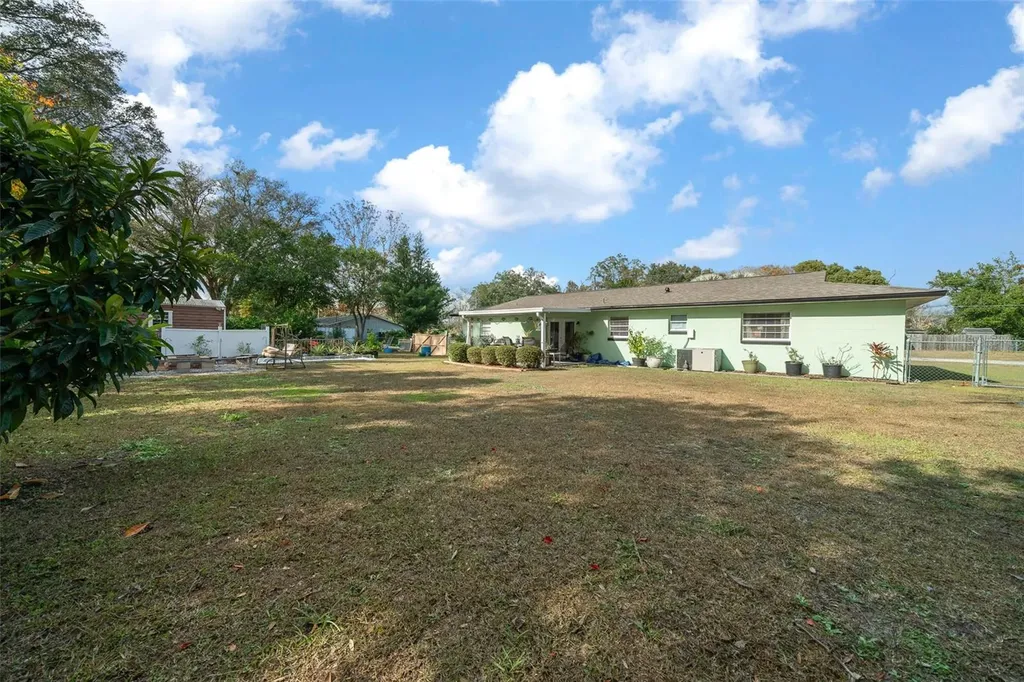 2004 NE 52nd Street Ocala FL 34479