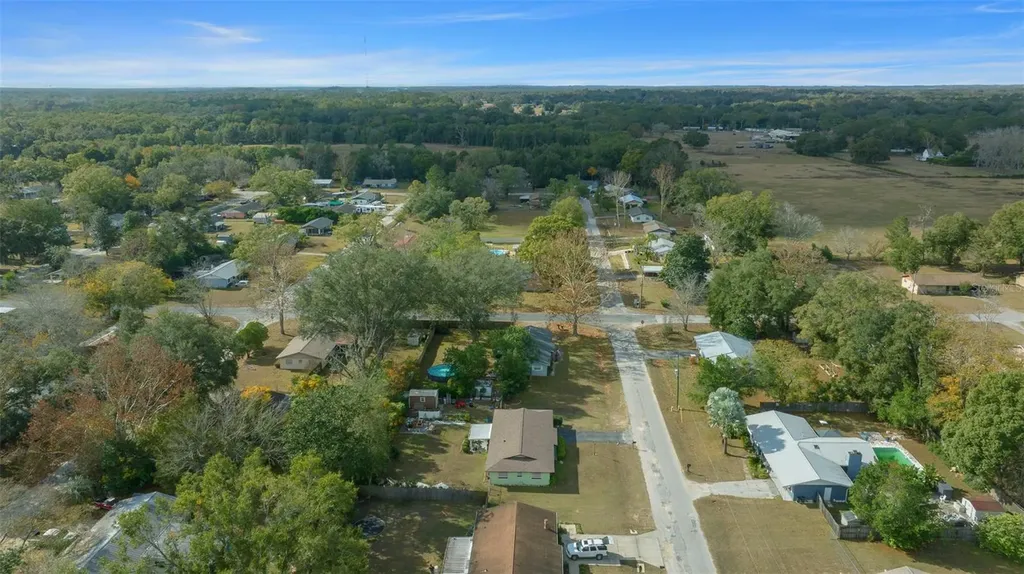2004 NE 52nd Street Ocala FL 34479