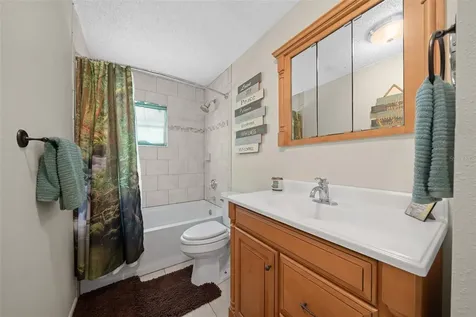2004 NE 52nd Street Ocala FL 34479