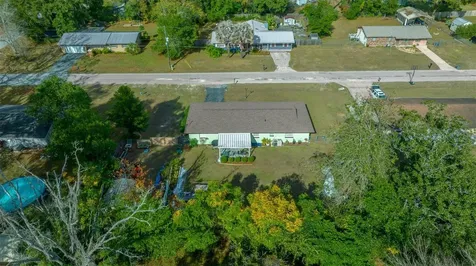 2004 NE 52nd Street Ocala FL 34479