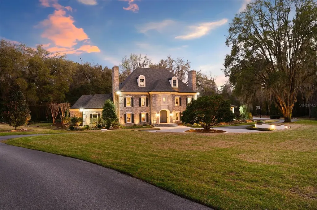 623 SW 93rd Street Gainesville FL 32607
