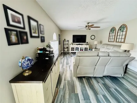 307 Velveteen Place Chuluota FL 32766