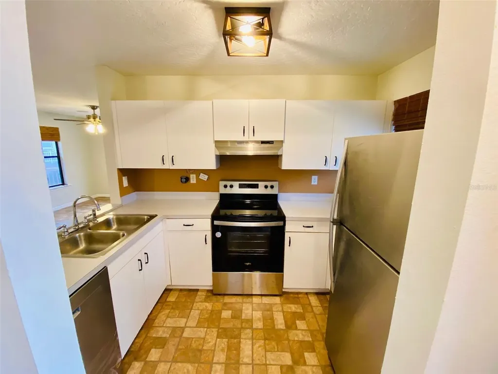 535 Minnow Court Kenansville FL 34739