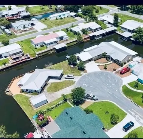 535 Minnow Court Kenansville FL 34739