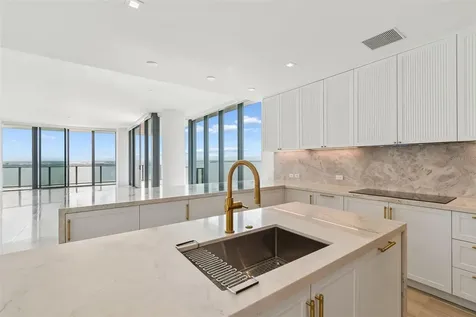 3101 Bayshore Boulevard Tampa FL 33629