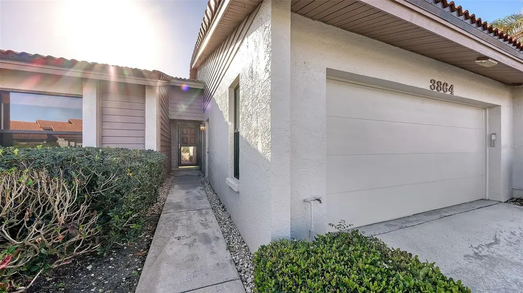 3864 Wilshire Circle W Sarasota FL 34238