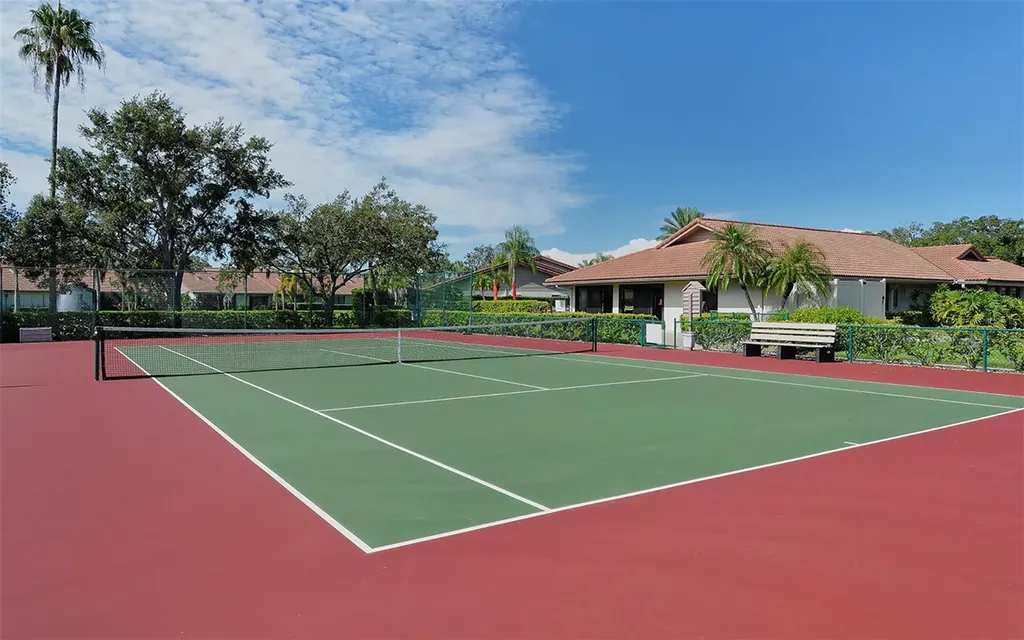 3864 Wilshire Circle W Sarasota FL 34238