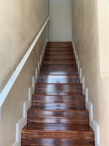 2220 Heathwood Circle Orlando FL 32828