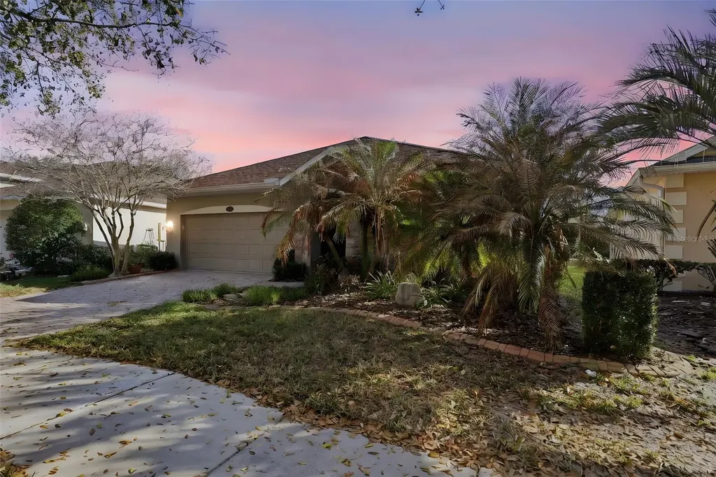 207 Heywood Terrace Deland FL 32724