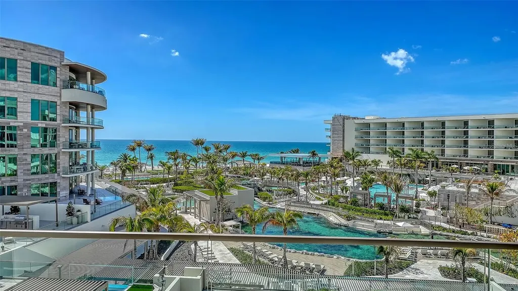 1581 Gulf Of Mexico Drive Longboat Key FL 34228