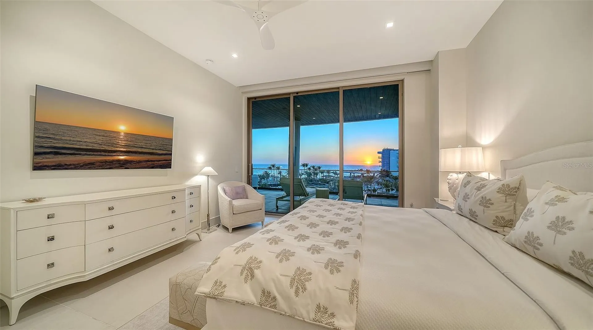 1581 Gulf Of Mexico Drive Longboat Key FL 34228