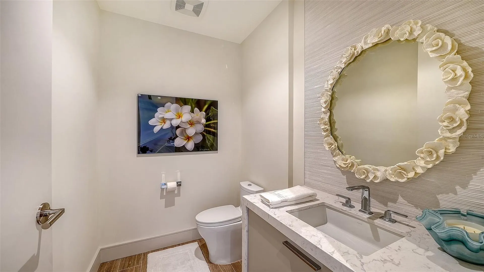 1581 Gulf Of Mexico Drive Longboat Key FL 34228