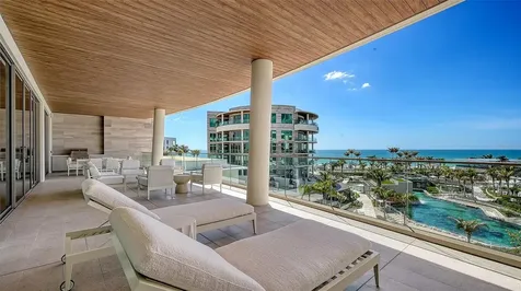 1581 Gulf Of Mexico Drive Longboat Key FL 34228
