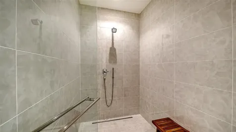 1581 Gulf Of Mexico Drive Longboat Key FL 34228