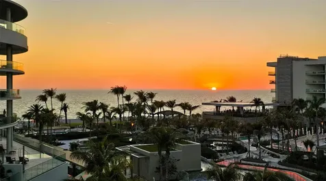 1581 Gulf Of Mexico Drive Longboat Key FL 34228