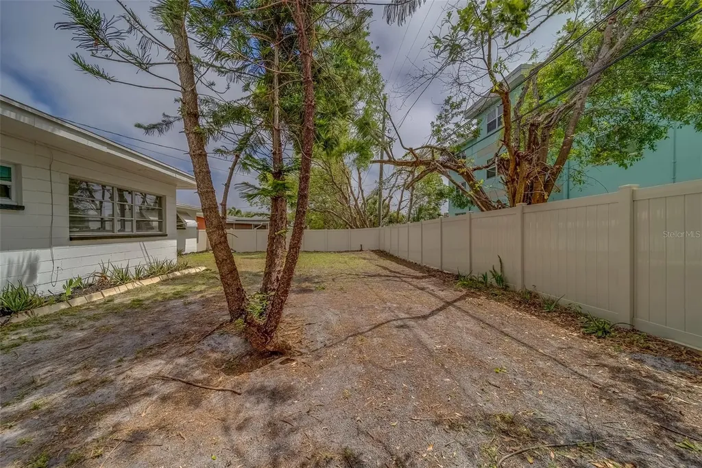 11424 79th Avenue Seminole FL 33772