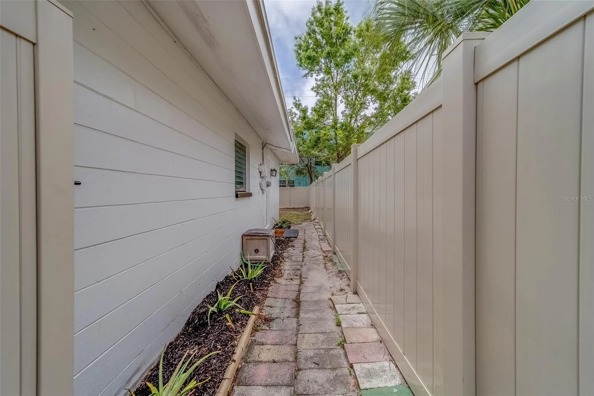 11424 79th Avenue Seminole FL 33772