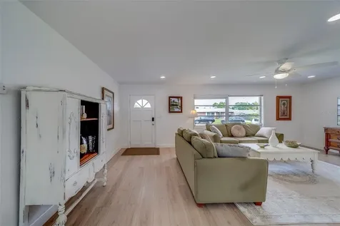 11424 79th Avenue Seminole FL 33772