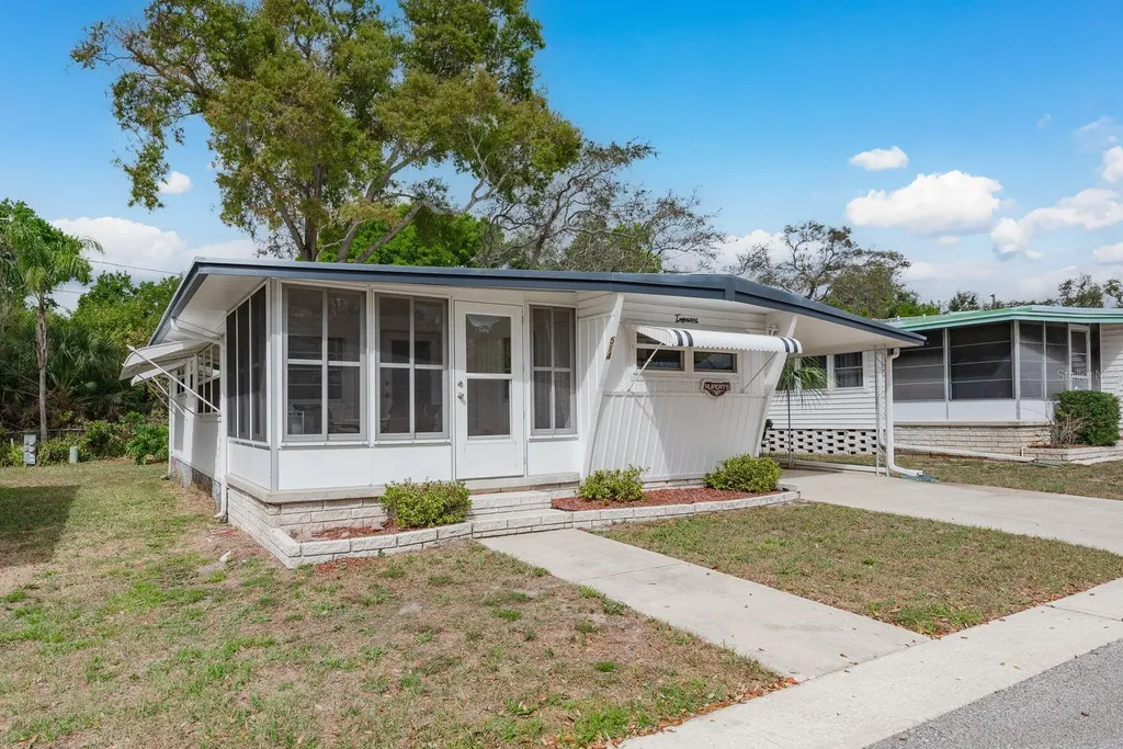 2331 Belleair Road Clearwater FL 33764