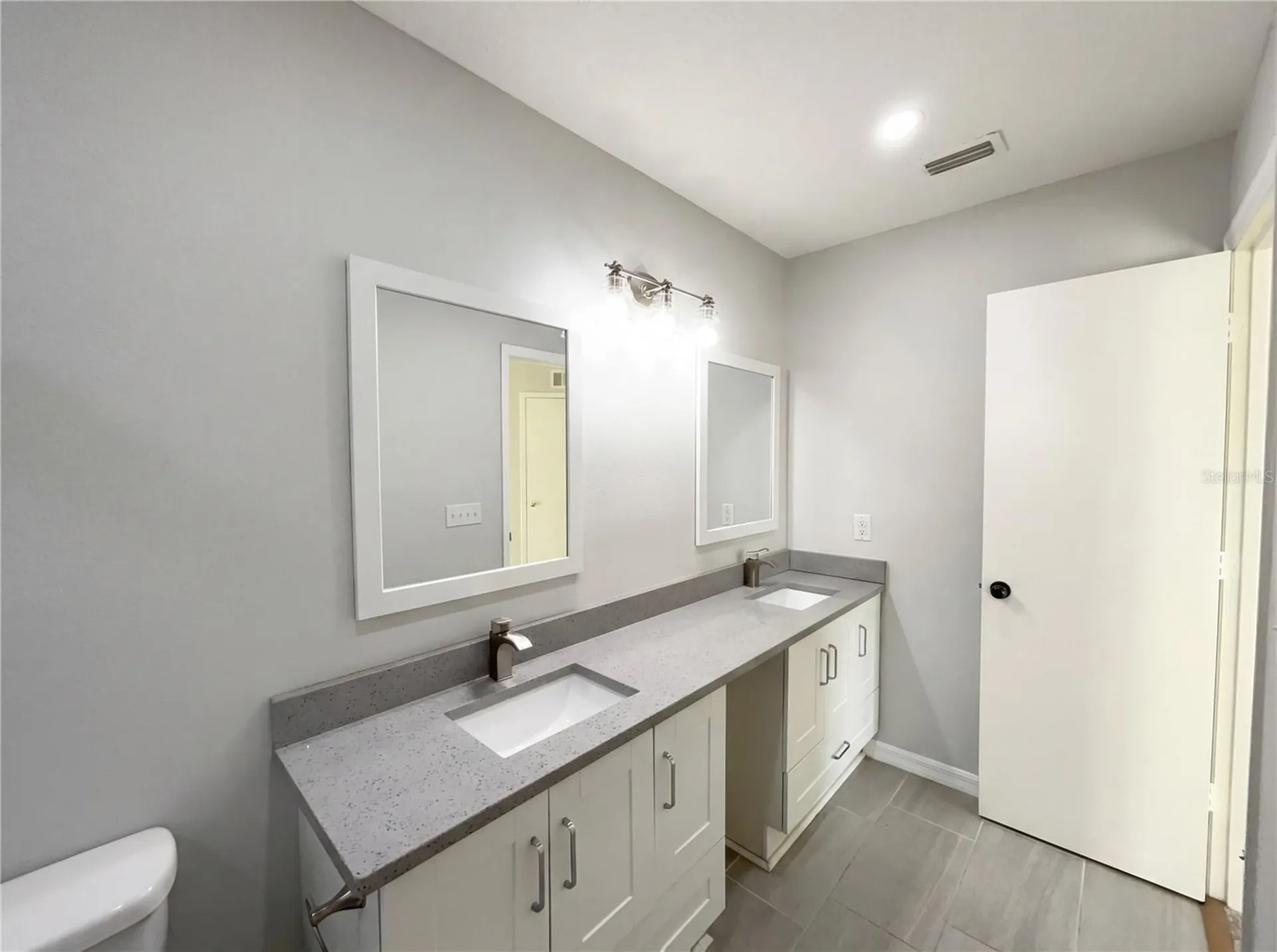 1562 Amy Circle Deltona FL 32738
