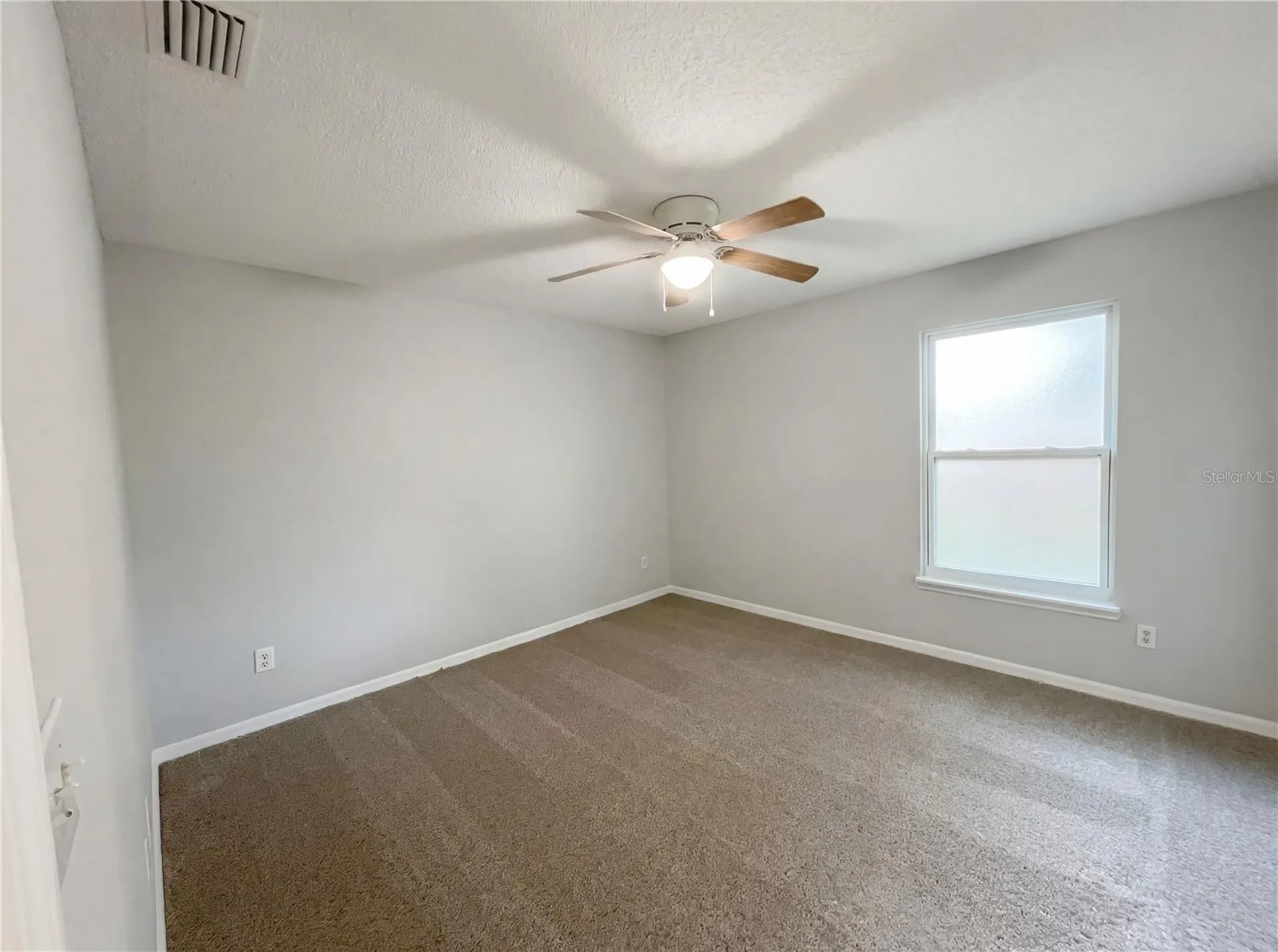 1562 Amy Circle Deltona FL 32738