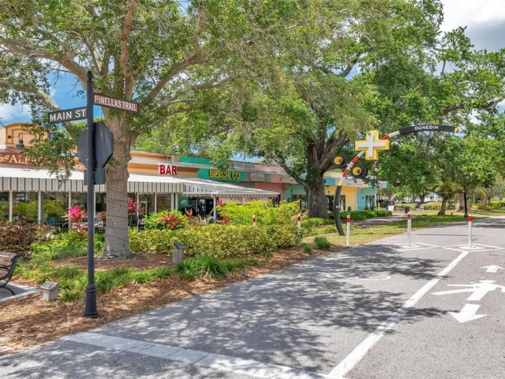 946 Virginia Street Dunedin FL 34698