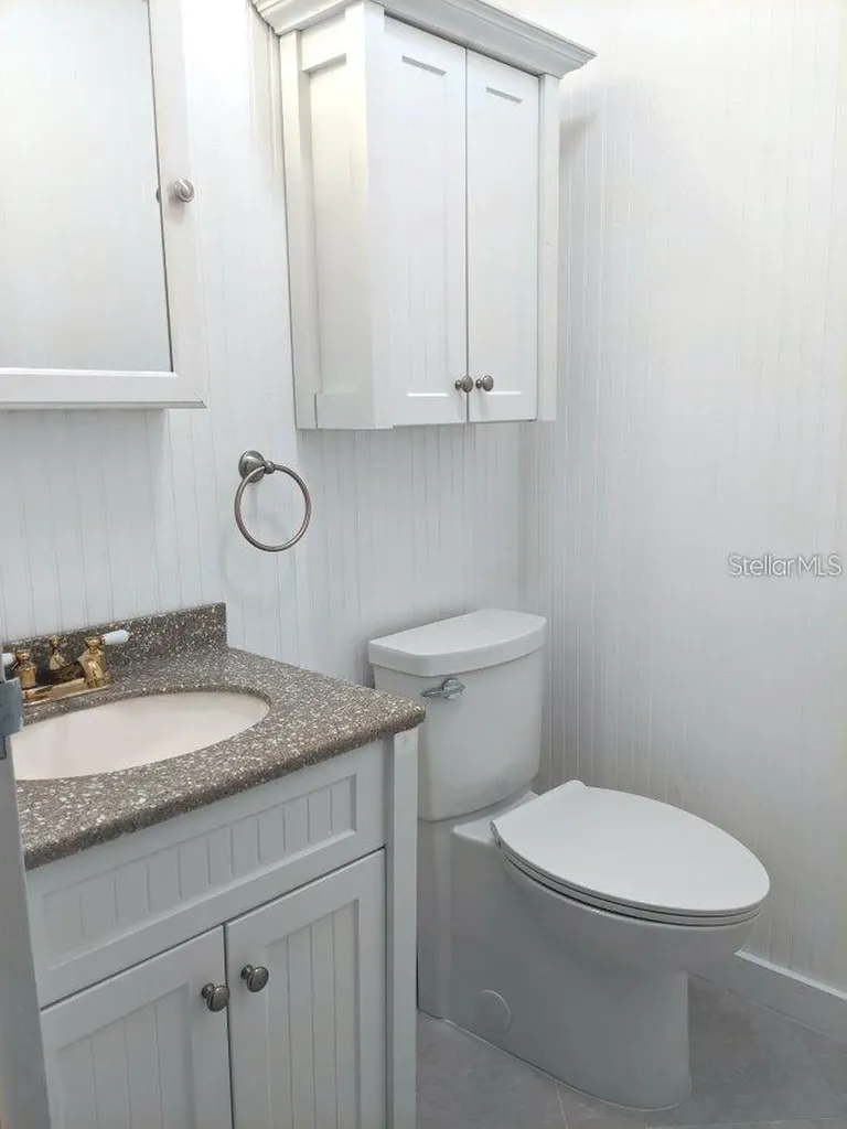 201 Bedford Trail Sun City Center FL 33573