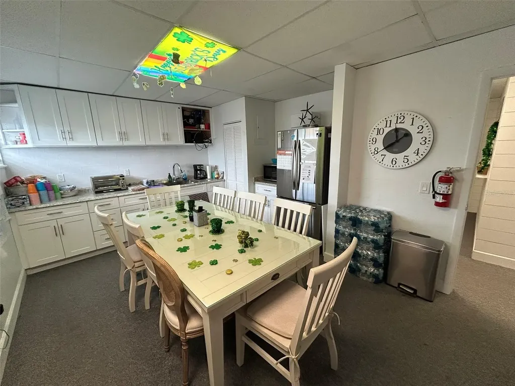 3909 E Bay Drive Holmes Beach FL 34217