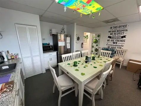 3909 E Bay Drive Holmes Beach FL 34217
