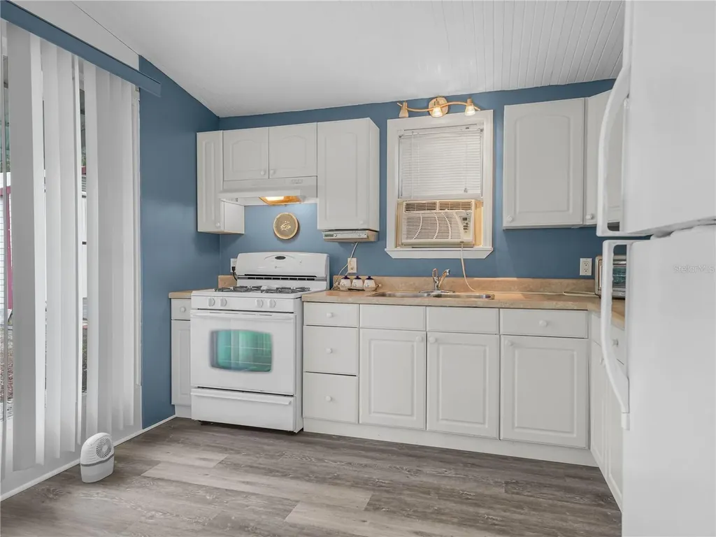 8 Silver Doctor Lane Lake Wales FL 33898