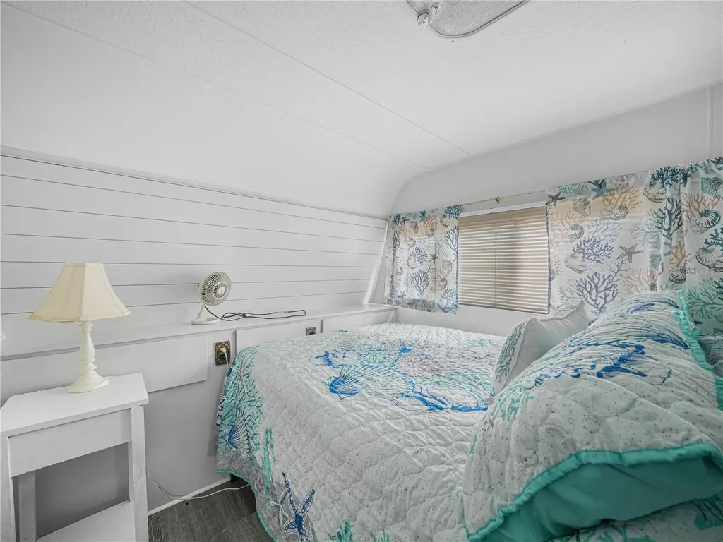 8 Silver Doctor Lane Lake Wales FL 33898