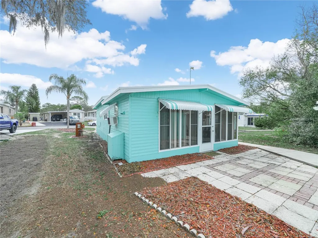 8 Silver Doctor Lane Lake Wales FL 33898