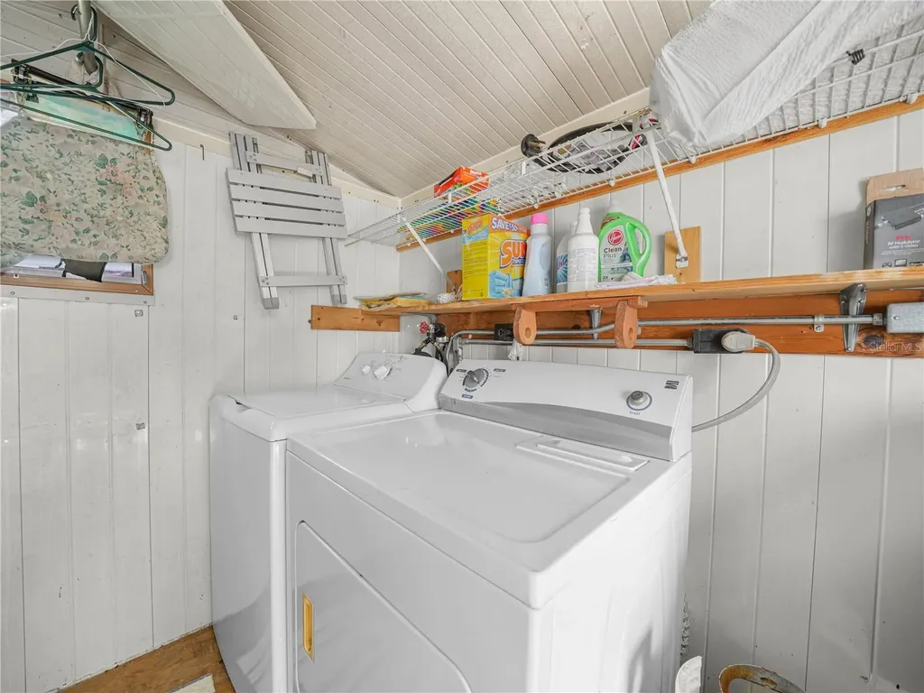 8 Silver Doctor Lane Lake Wales FL 33898