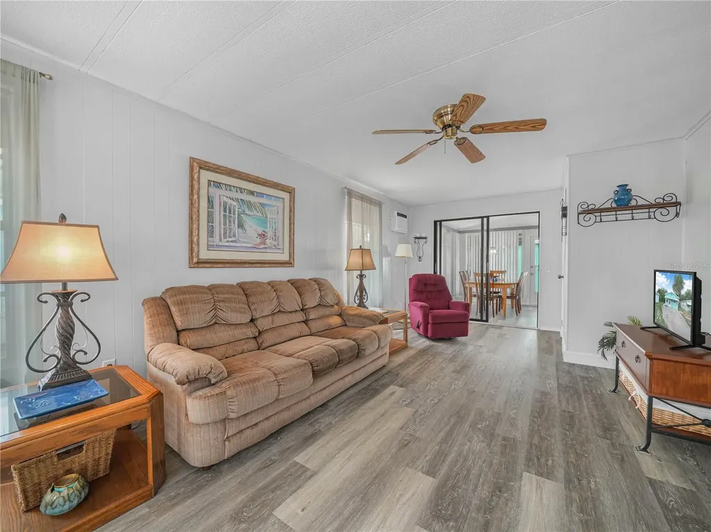 8 Silver Doctor Lane Lake Wales FL 33898