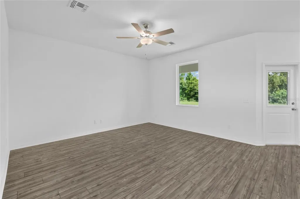 560 Bay Leaf Drive Poinciana FL 34759