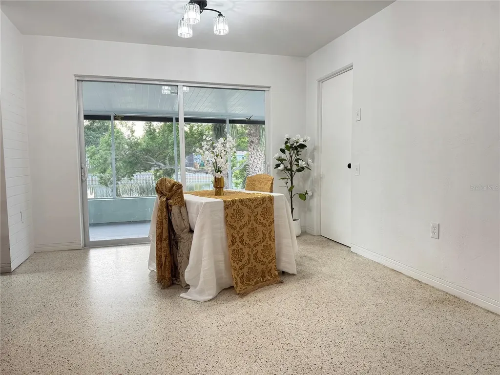 8484 120th Street Seminole FL 33772