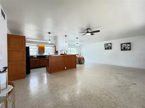 8484 120th Street Seminole FL 33772