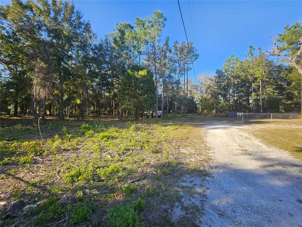 4462 & 4484 N Well View Point Crystal River FL 34428