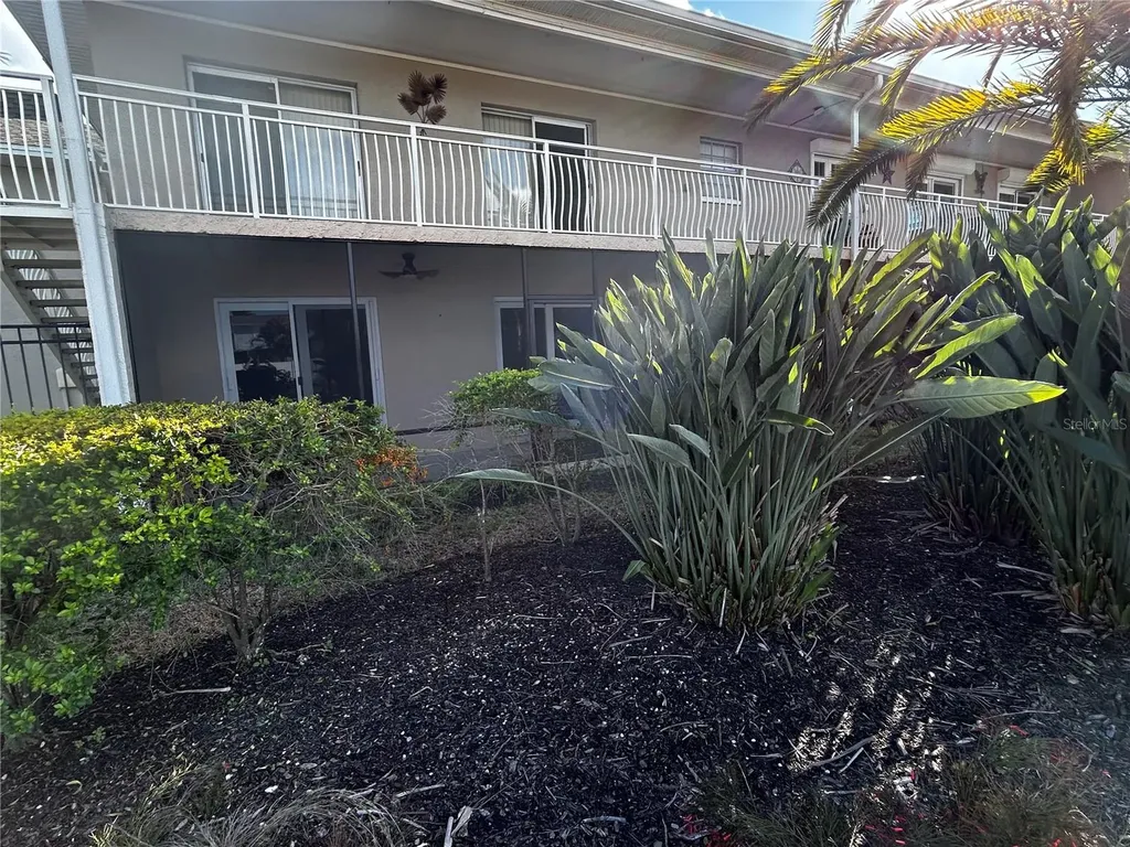 8802 Bay Pointe Drive Tampa FL 33615