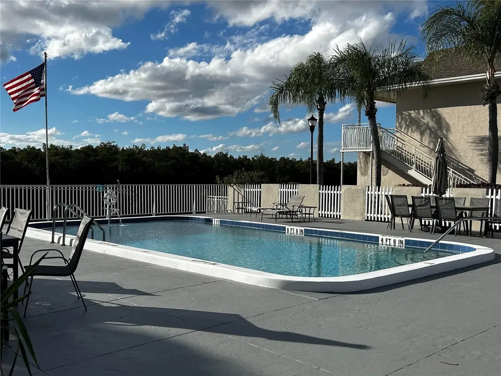 8802 Bay Pointe Drive Tampa FL 33615