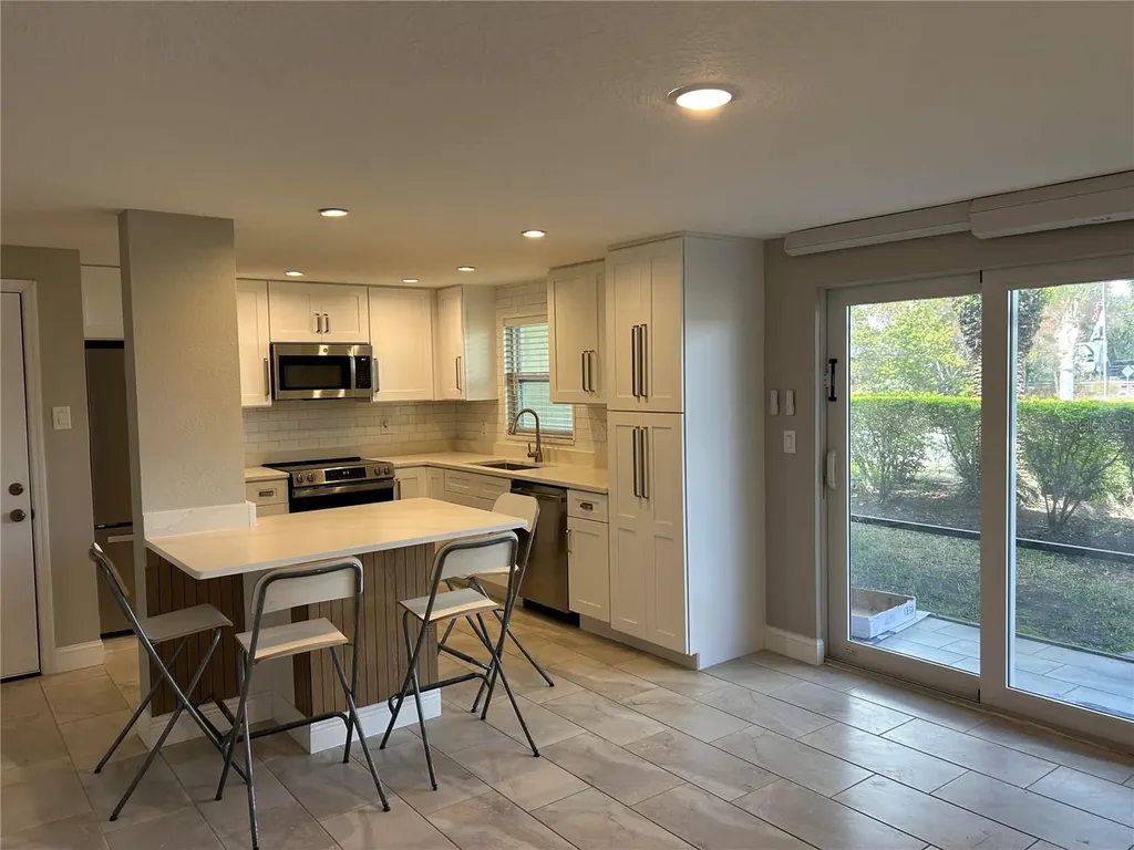 8802 Bay Pointe Drive Tampa FL 33615