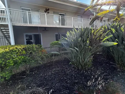 8802 Bay Pointe Drive Tampa FL 33615