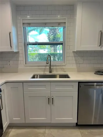 8802 Bay Pointe Drive Tampa FL 33615