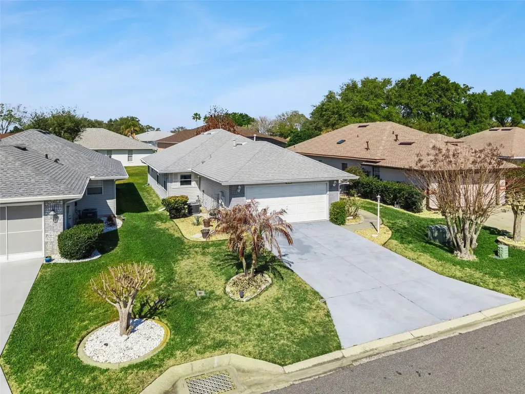 21617 Queen Elizabeth Court Leesburg FL 34748