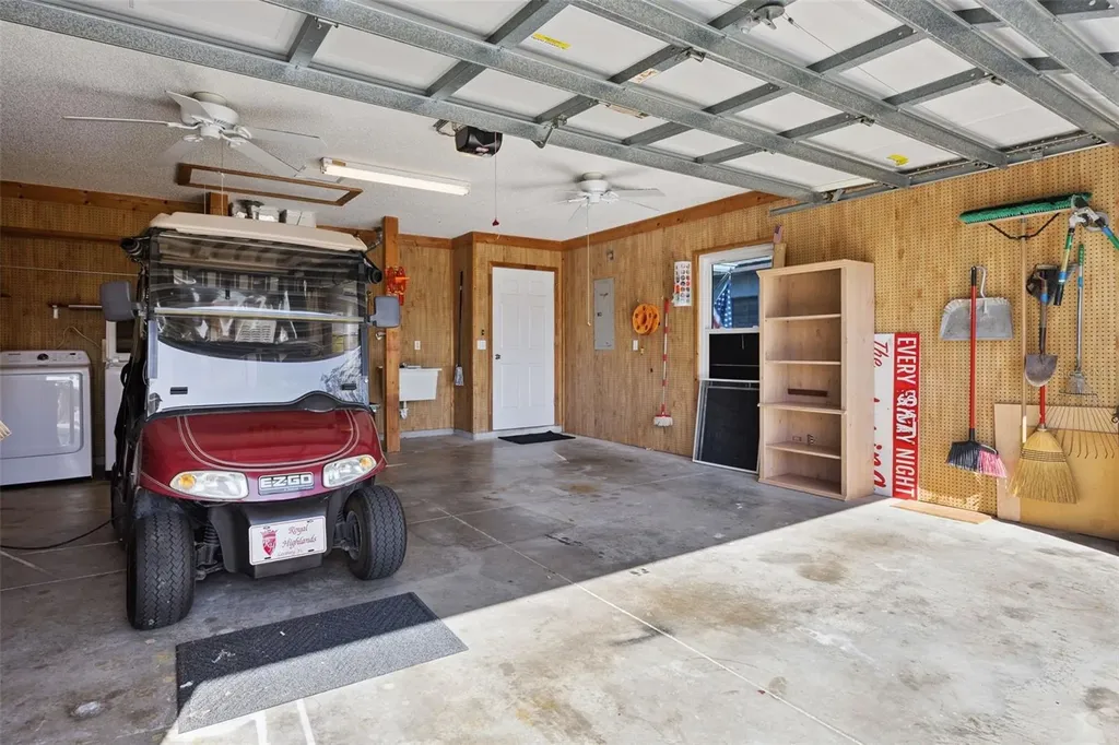21617 Queen Elizabeth Court Leesburg FL 34748
